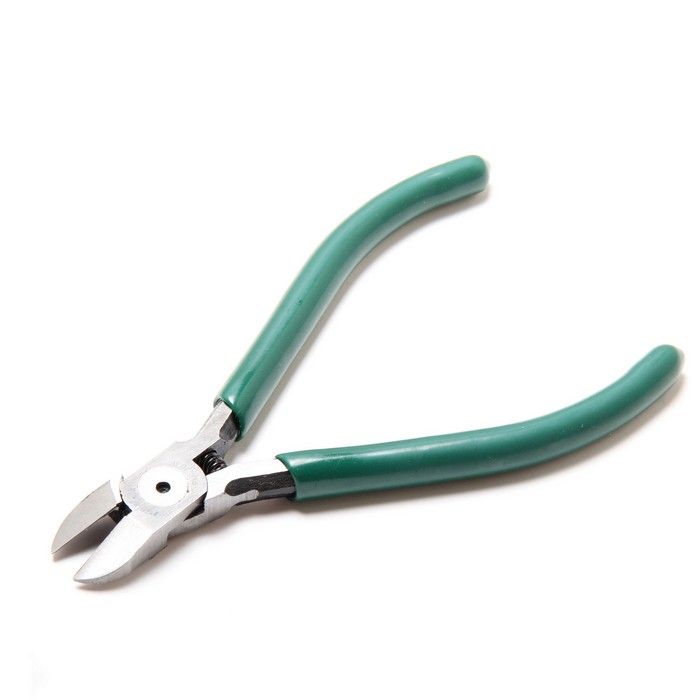 PM-703F: Cutting Plier