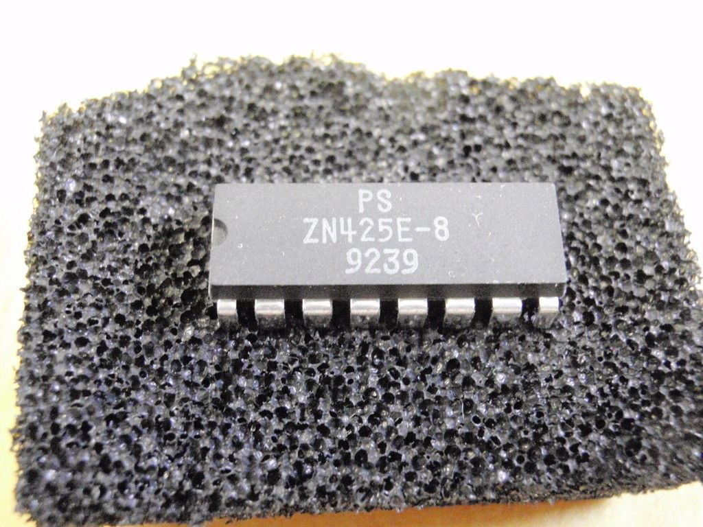ZN425E-8: 20 PIN 12 BIT UP COMPACTIBLE DOUBLE BUFFERED D/A CONVERTER