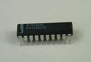 DAC1232LCN: 20 PIN 12 BIT UP COMPACTIBLE DOUBLE BUFFERED D/A CONVERTER