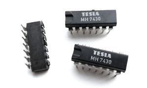 7430: 14P 8 input NAND Gate