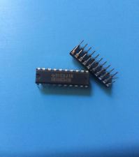 74100: 24P 8 Bit Bistable Latch